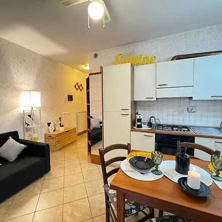 Ferienwohnung Relax Mariotti Fiumicino Exterior foto